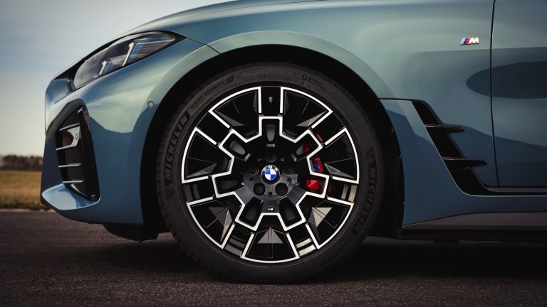 BMW i4 M50