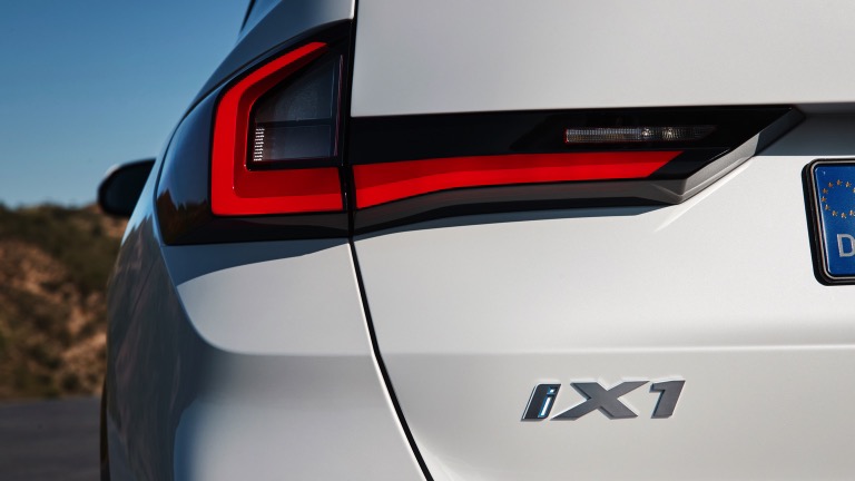 BMW iX xDrive30