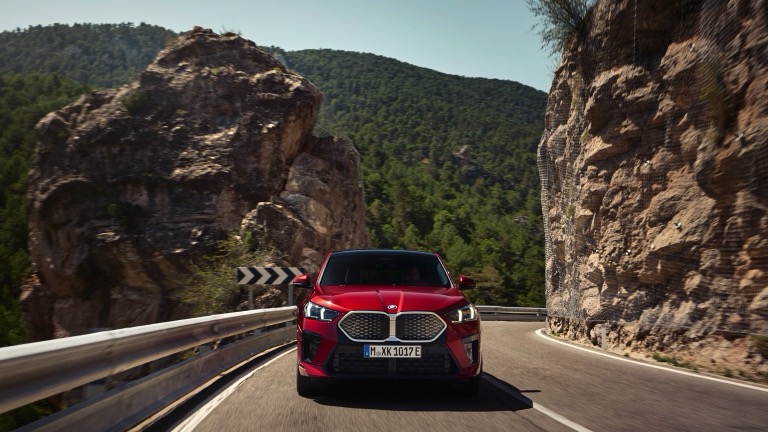 BMW iX2 eDrive20
