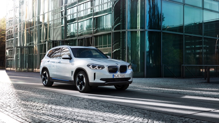 BMW iX3