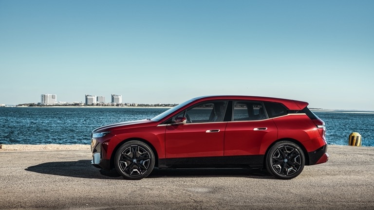 BMW iX xDrive50