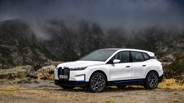 BMW iX xDrive50