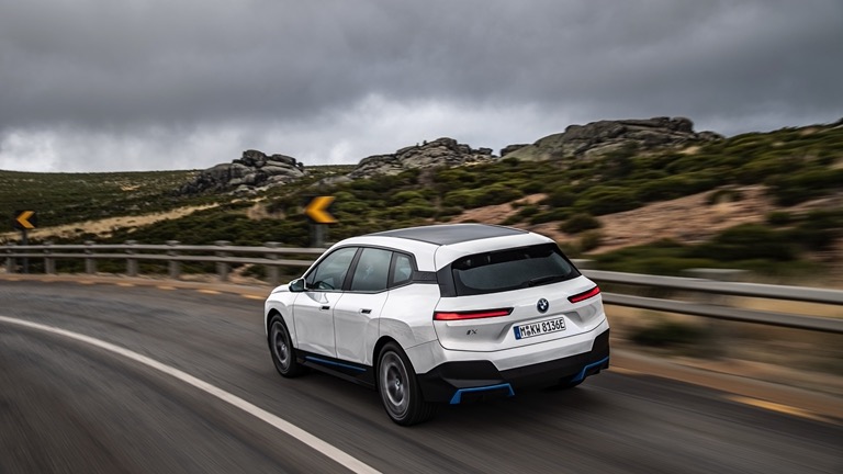 BMW iX xDrive50