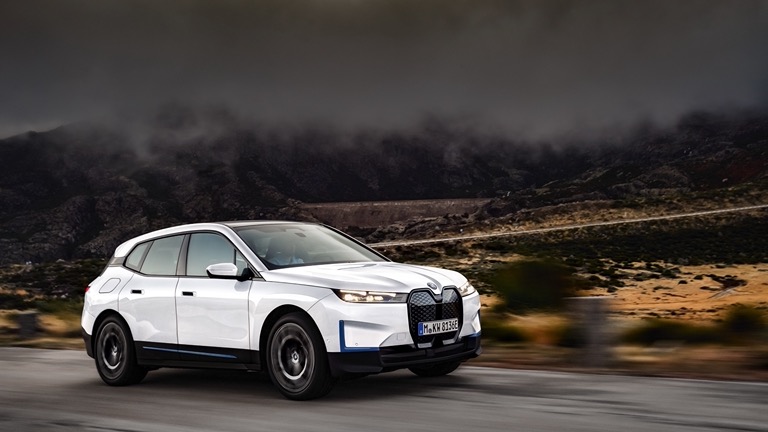 BMW iX xDrive50