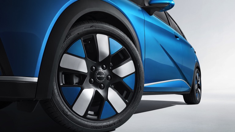 BYD DOLPHIN 60.4 kWh