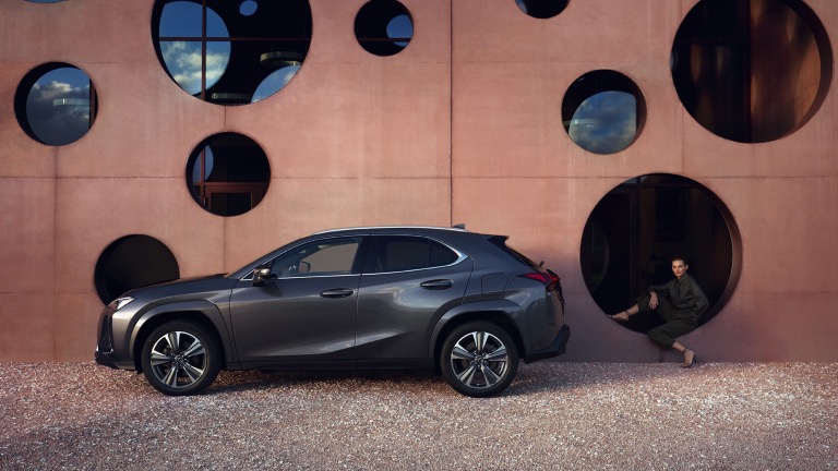 Lexus UX 300e 2023