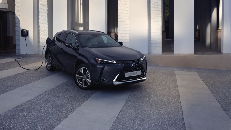 Lexus UX 300e 2023