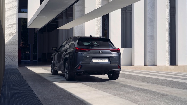 Lexus UX 300e 2023